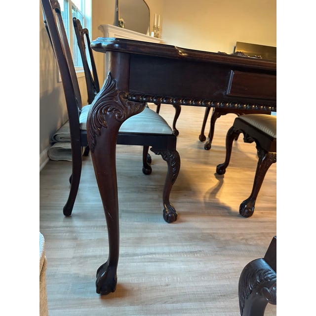 1970s Lexington Mahogany Dining Set – 9 Pieces (Table + 8 Chairs) For Sale In Atlanta - Image 6 of 10