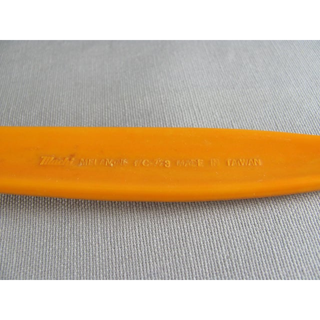 Orange Mid-Century Machi Orange & Yellow Swirl Citrine Melamine Melmac Utensils - Set of 5 For Sale - Image 8 of 13