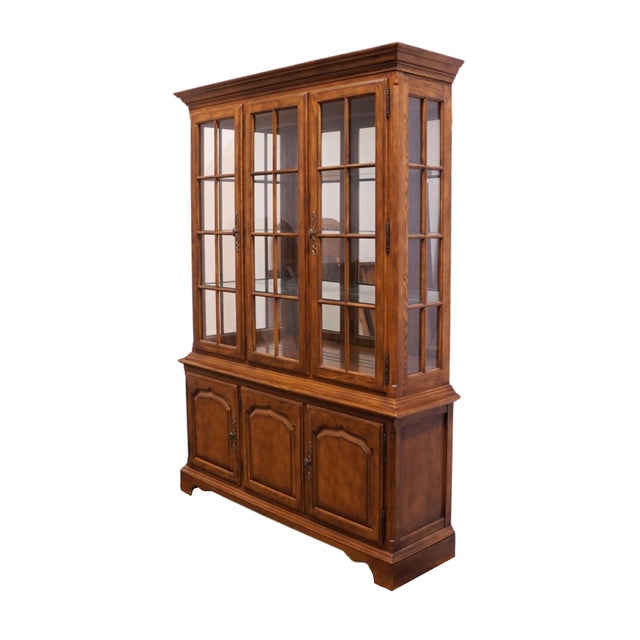 DREXEL FURNITURE Chatham Oaks Collection Early American Country Style 60" Lighted Display China Cabinet 186-435-6 82" High...
