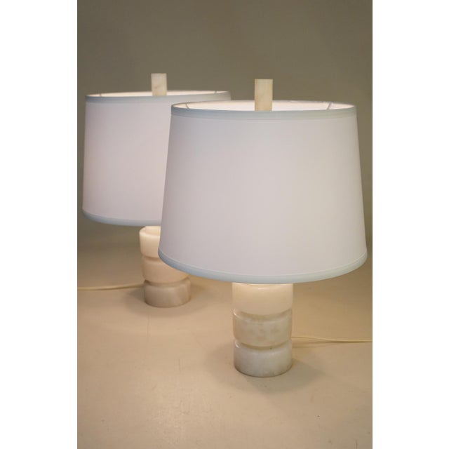 Matched Pair Mid Modern Stacked White Alabaster Marble Cylinder Table Lamps Russel Wright 1950's For Sale - Image 9 of 11