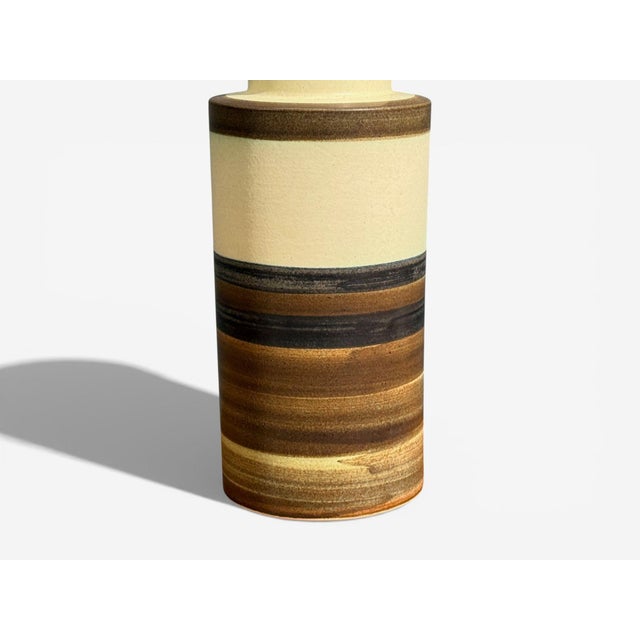 Ceramic Eriksen Keramik, Large Table Lamp, Beige Stoneware, Denmark, 1970s For Sale - Image 7 of 11