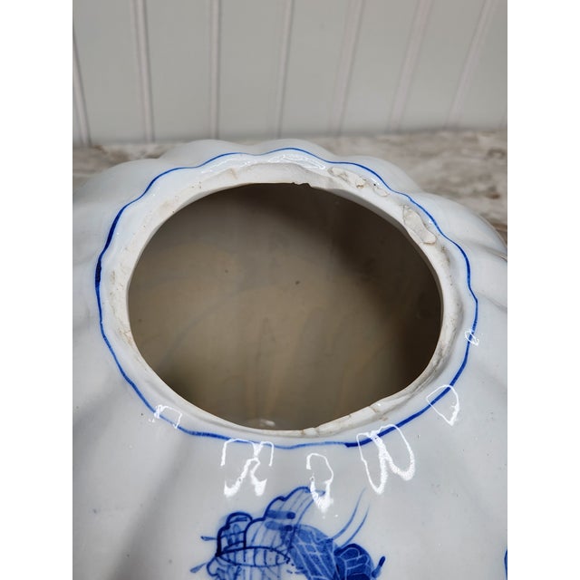 Blue Antique Chinese Blue White Ginger Jar Hand Painted Porcelain 13 Inch Melon Ribbed For Sale - Image 8 of 12