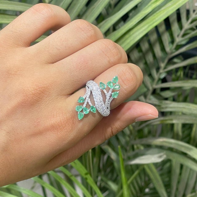 Art Nouveau Inspired Natural Emerald & Diamond Cocktail Ring for Women, Size 7 For Sale - Image 6 of 14