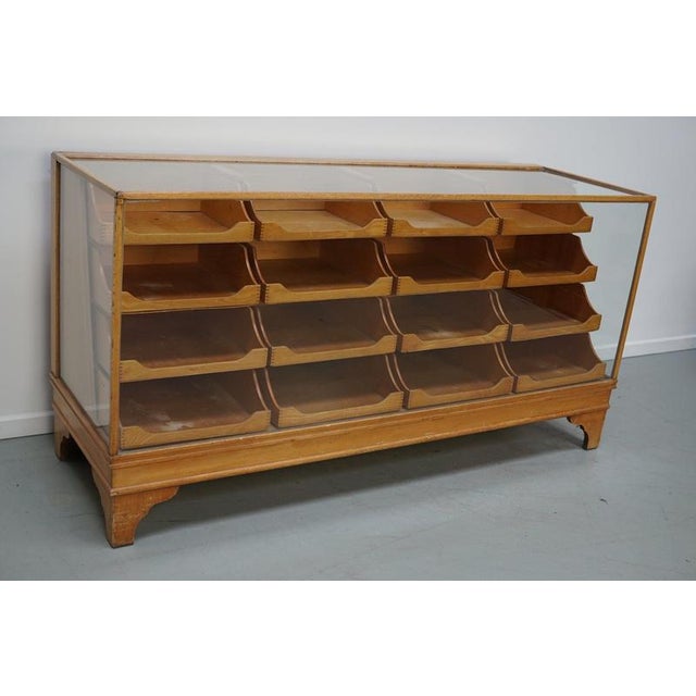 Brown Antique English Beech Glass Shop Counter Cabinet, 1920-1930s For Sale - Image 8 of 18