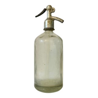 Vintage Mid 20th Century Glass Bar Ware 1 Liter Seltzer Water Bottle For Sale