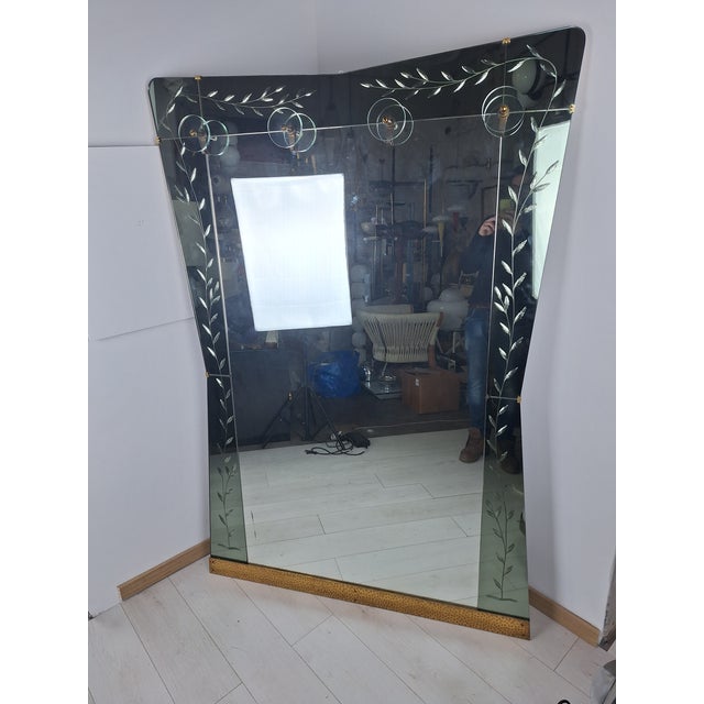 Large Vintage Entrance Mirror in Engraved Glass with Brass and Molar Glass, 1960s For Sale - Image 10 of 10