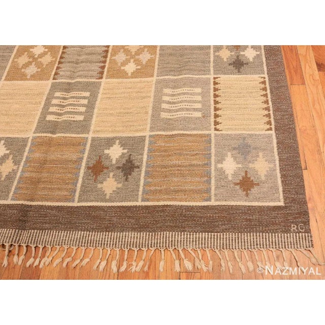 Textile Nazmiyal Collection Vintage Scandinavian Rakel Callander Swedish Kilim Rug For Sale - Image 7 of 9