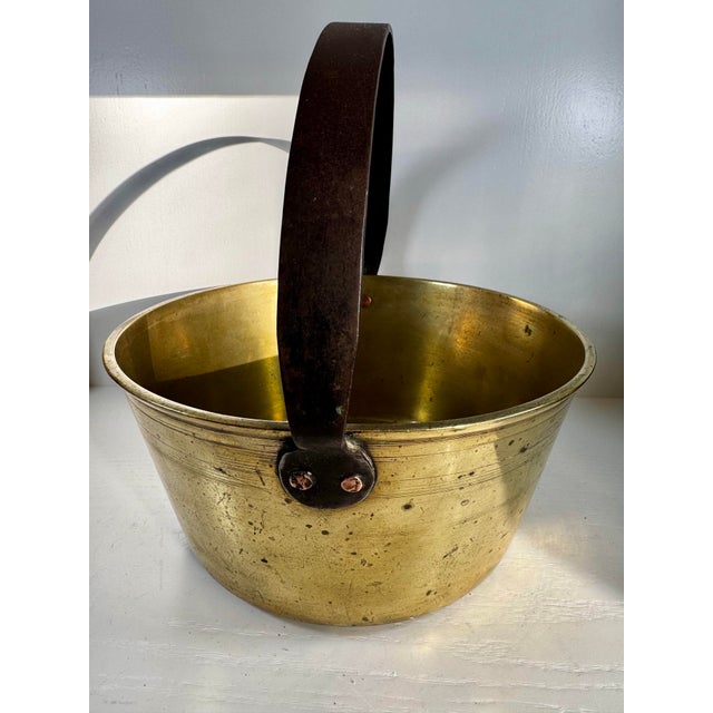 French Antique French Brass Preserving Pot With Iron Swing Handle and Copper Rivets For Sale - Image 3 of 9