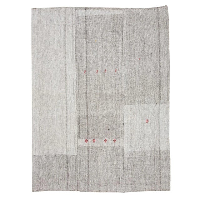 Textile 1960s Vintage Gray Kilim Rug- 7′6″ × 10′4″ For Sale - Image 7 of 7