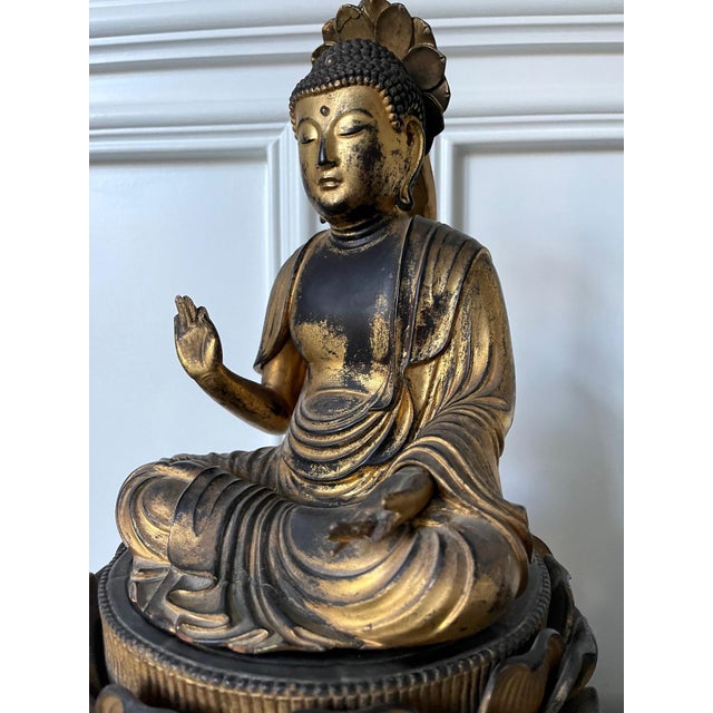 Japanese Antique Gilt Wood Amitabha Buddha on Loctus Throne Statue For Sale In Atlanta - Image 6 of 17