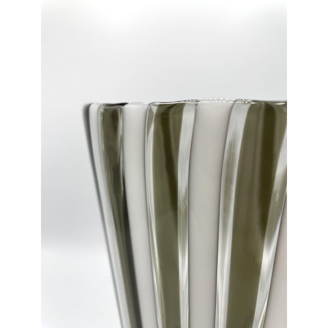 Venini Reed Vase by Gio Ponti, 1988 For Sale - Image 3 of 7