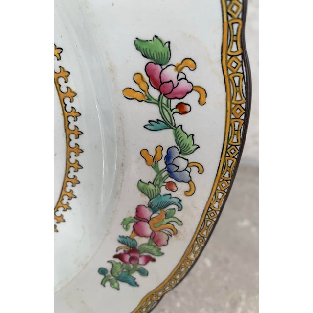 Spode Antique Old English Copeland Spode ‘Peacock’ Chinoiserie Plate With Multicolored Birds, Botanical Flowers, & Scalloped Decorative Edge, Circa 1891 For Sale - Image 4 of 10