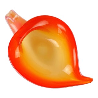 Vintage Murano Fratelli Toso Bright Orange White Opalescent Italian Art Glass Seashell Cornucopia Bowl For Sale