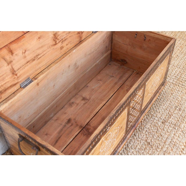 1990s Floral Mandala Mother of Pearl Inlaid Chest For Sale - Image 5 of 12