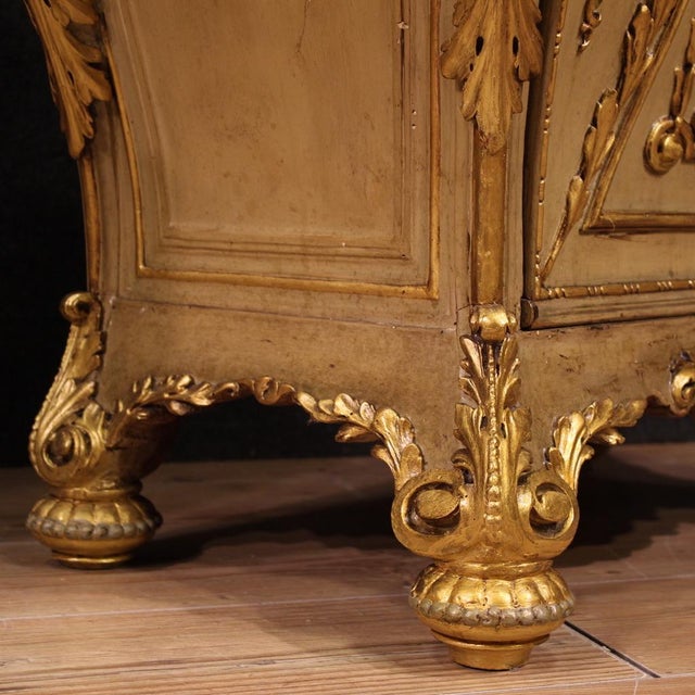 Vintage Italian Lacquered and Gilded Bedside Tables, 1920, Set of 2 For Sale - Image 12 of 15