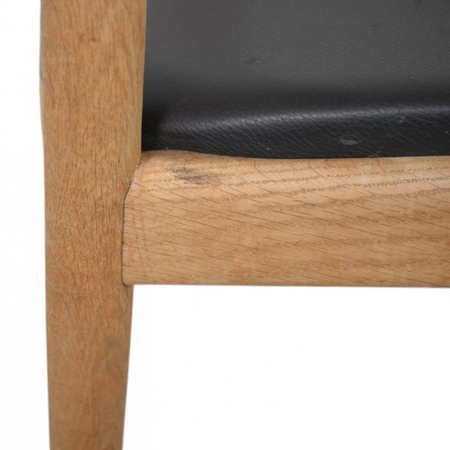 Vintage JH503 The Chair in Oak and Black Leather by Hans Wegner, 1960s For Sale - Image 12 of 18