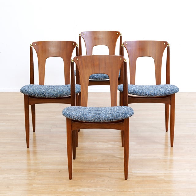 Textile 1960s Mid Century Dining Table & Chair Set by Furniture For Sale - Image 7 of 17