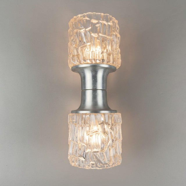 Modern Wall Lamp in Aluminum and Crystal, 1970s For Sale - Image 3 of 18