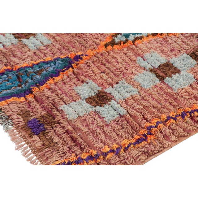 Vintage Moroccan Runner Rug, Orange & Beige With Geometric Pattern - Rug & Kilim For Sale In New York - Image 6 of 7