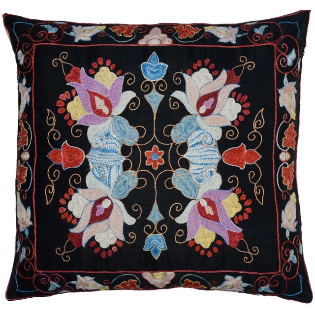 Late 20th Century Silk Floral Pillow For Sale In New York - Image 6 of 6
