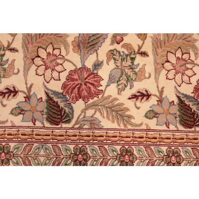 Floral 1990's Pak-Persian Ivory/Pink Wool Rug - 6'0'' X 9'2'' For Sale In New York - Image 6 of 9