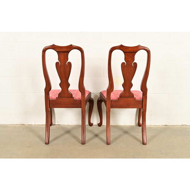 Henkel Harris Queen Anne Solid Cherry Wood Dining Chairs, Set of Four For Sale - Image 11 of 13