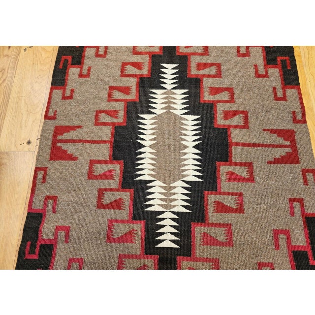 Vintage Native American Navajo Rug, Handwoven Wool, Medallion Pattern, 2x4 For Sale In Chicago - Image 6 of 12