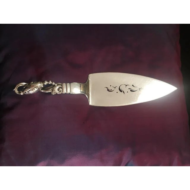 1940s Magnolia Blossom Sterling Silver Cake or Fish Lifter by Georg Jensen, Denmark, 1930s For Sale - Image 5 of 5