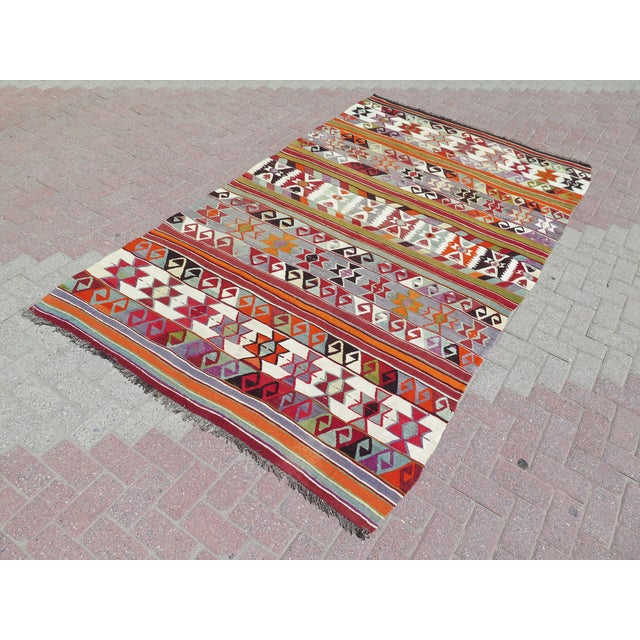 Mid 20th Century Mid 20th Century Mid 20th Century Vintage Aesthetic Turkish Area Boho Authentic Handmade Kilim Rug For Sale - Image 5 of 10