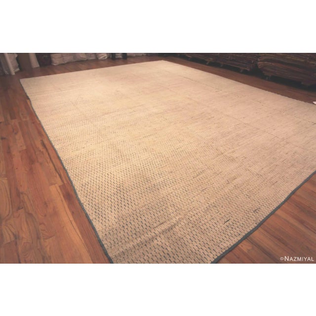 A Beautiful Large Decorative Modern Central Asian Rug, Country of Origin: Central Asia, Circa date: Modern Rugs –...