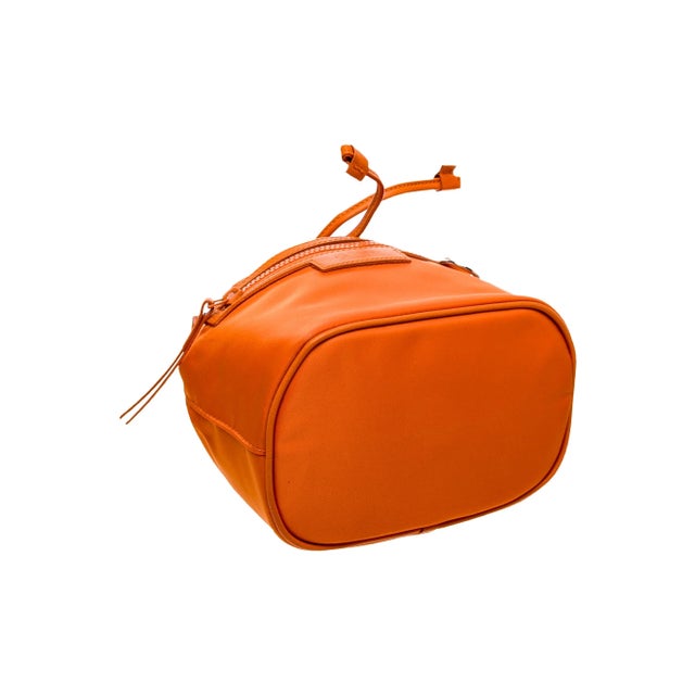 2020s Longchamp Le Pliage Neoprene Crossbody Bucket Bag in Citrus Hermes Orange For Sale - Image 5 of 11