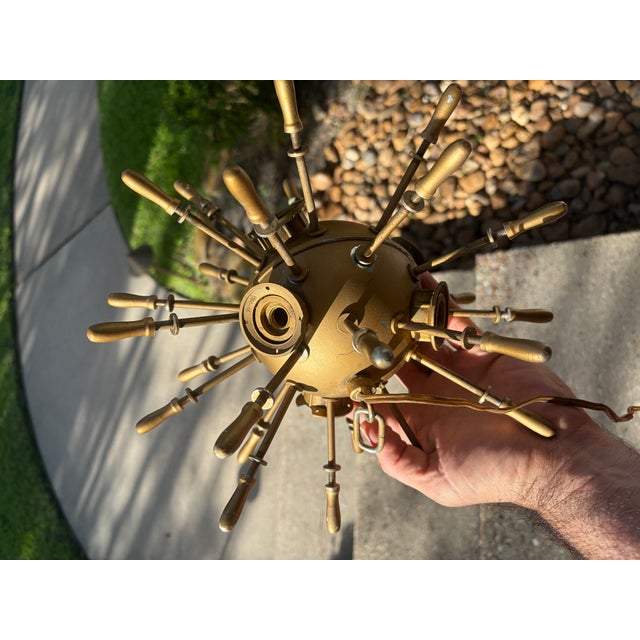 Vintage Italian Murano Style Sputnik Chandelier in the Manner of Paolo Venini "Espirit", 28 Glass Florets For Sale - Image 16 of 18