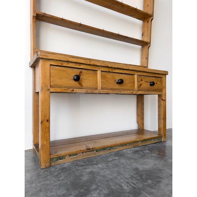 Antique Pine Georgian Pot Board With Plate Rack For Sale - Image 4 of 9