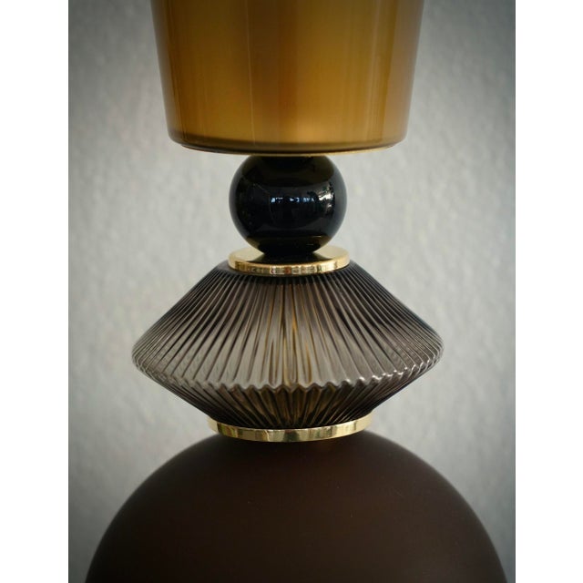 Metal Mid-Century Round Dove Gray and Smoky Murano Art Glass and Brass Table Lamp, 2000 For Sale - Image 7 of 10