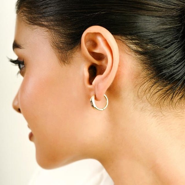 Vintage Style Chunky Sapphire Birthstone Hoop Earrings for Her in 14k Gold- A Pair For Sale In New York - Image 6 of 12