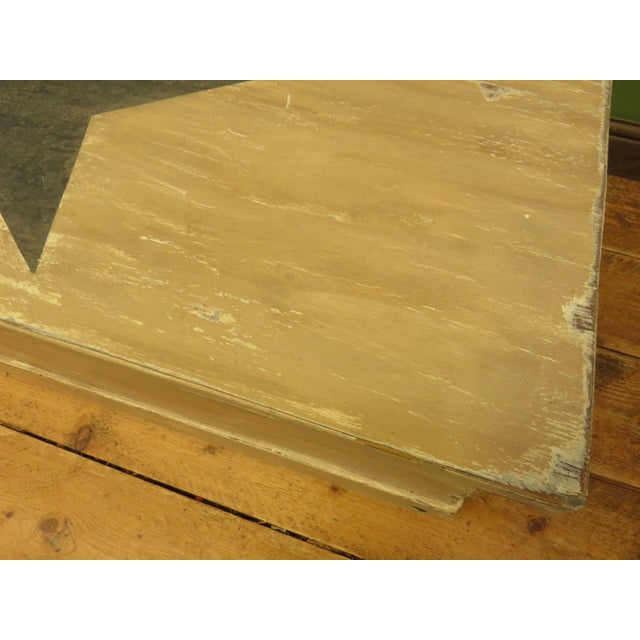 Cream Folk Art Painted Blanket Box with Barn Star Design, 1890s For Sale - Image 8 of 18