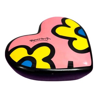 Romero Britto Heart-Shaped Pop Art Paperweight For Sale