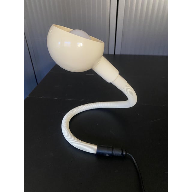Cream Vintage White Hebi Lamp in Cream White by Isao Hosoe for Valenti, 1970s For Sale - Image 8 of 15