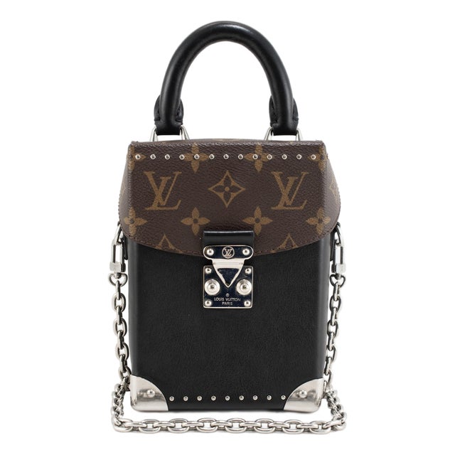 Louis Vuitton Monogram Canvas Black Leather Silver Hardware Camera Box Bag For Sale