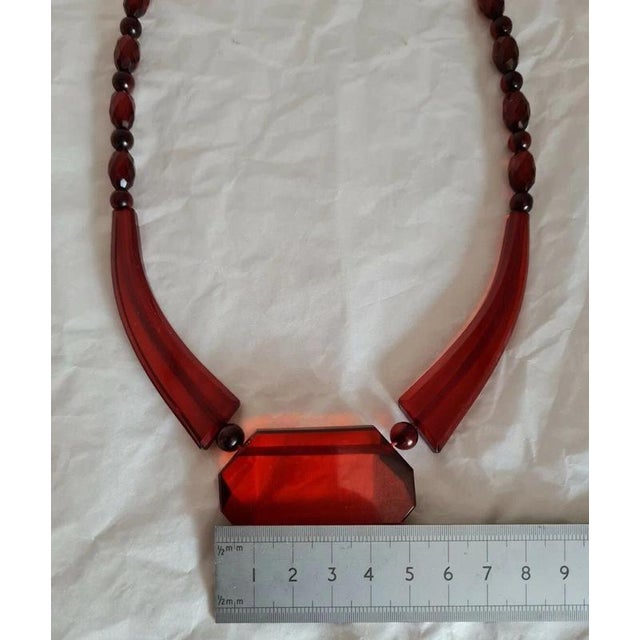 Antique Art Deco Cherry Amber Bakelite Bead Necklace, 1920 For Sale - Image 11 of 14