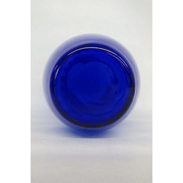 Indiana Glass Style Cobalt Blue Optic Swirl Hand Blown Vase For Sale - Image 11 of 12
