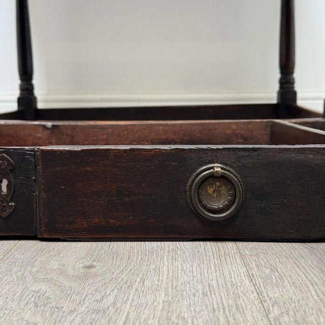 Antique English Georgian Golden Oak Tripod Tilt-Top Table, 1800s For Sale - Image 11 of 12
