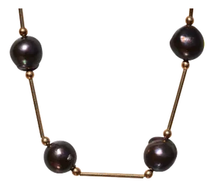 The Agen: Black Pearl Station Chain in yellow Gold
