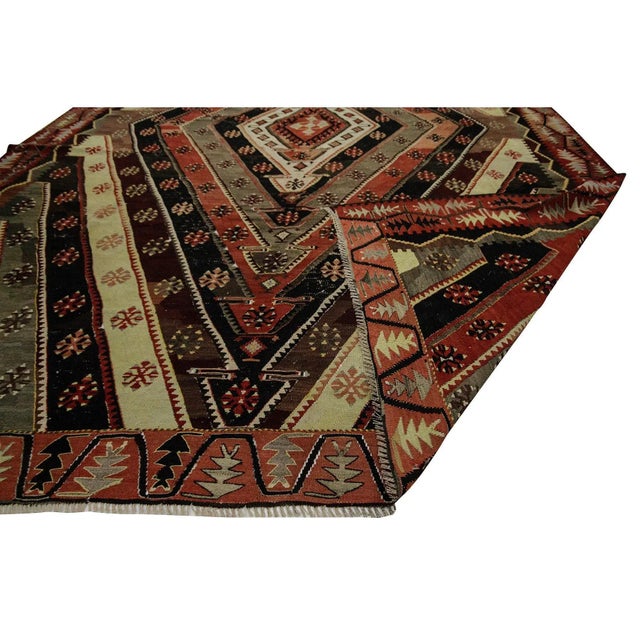 Mid 20th Century Vintage Turkish Kilim Rug- 9′10″ × 13′5″ For Sale - Image 5 of 7
