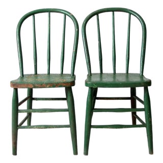 Antique Green Farmhouse Windsor Chairs Pair For Sale