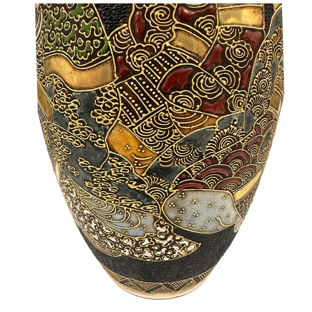 Japanese Early 20th Century Japanese Satsuma Polychrome Vase With Gilt and Figures For Sale - Image 3 of 18
