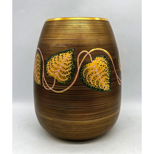 Ceramic Vintage Oversized Gold Ceramic Vase With Leaf and Vine Motif – Hollywood Regency / Organic Luxe For Sale - Image 7 of 11