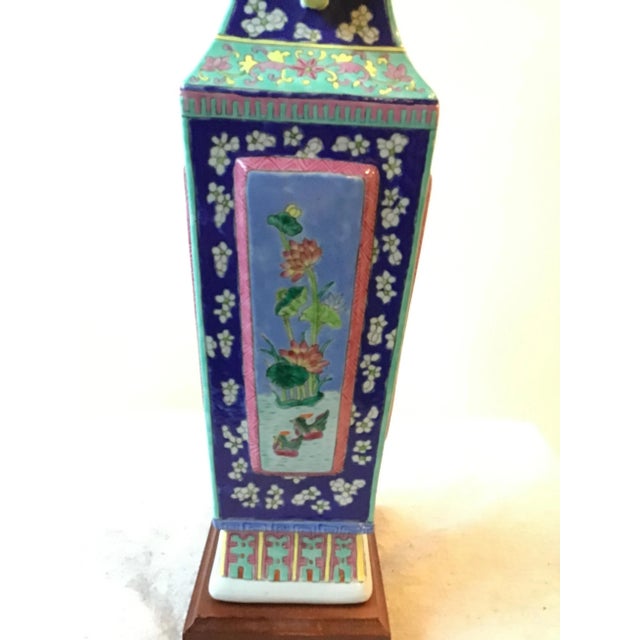 Green 1960s Asian Floral Hand Painted Ceramic Table Lamp For Sale - Image 8 of 11