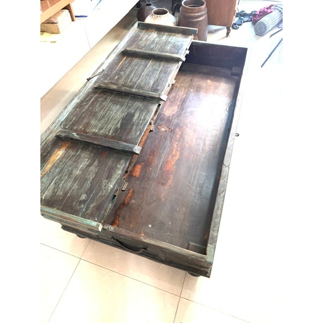 Asian Authentic Antique Chinese Blanket Chest - Qing Dynaty For Sale - Image 3 of 9