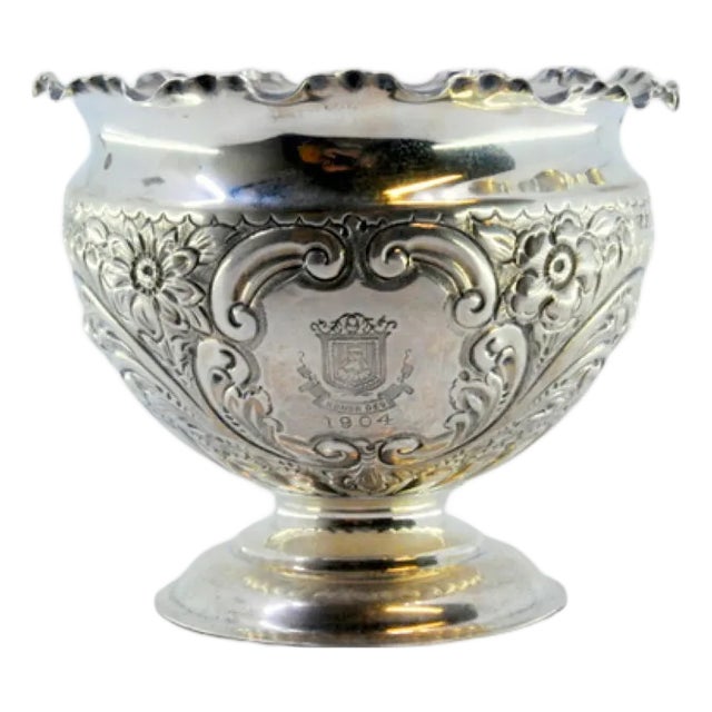 Silver Bowl with Floral Reliefs and Smooth Round Base For Sale
